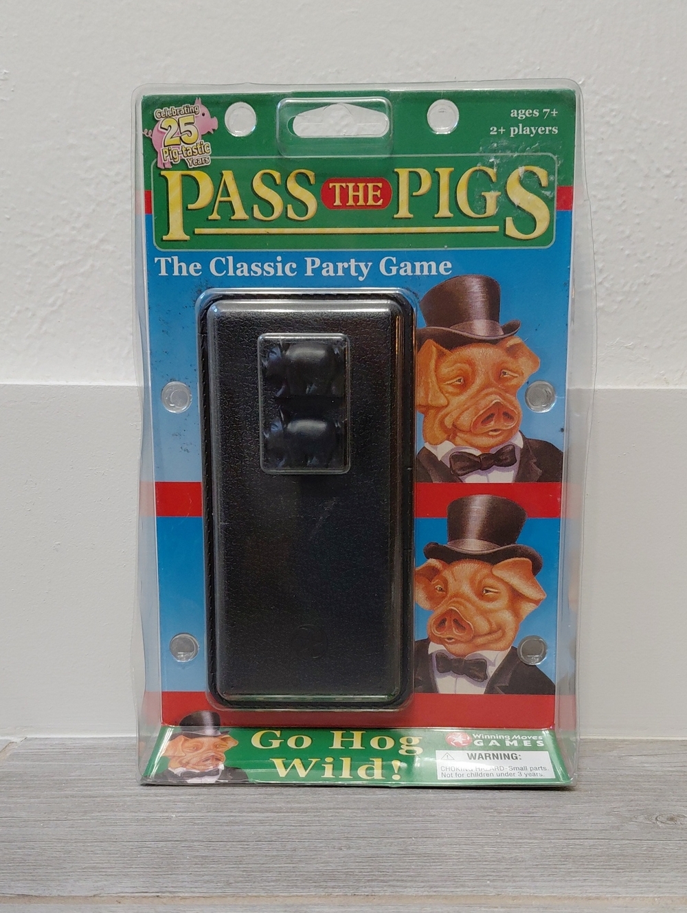 Vintage Pass The Pigs Classic Party Game 25 Pig-tastic Years